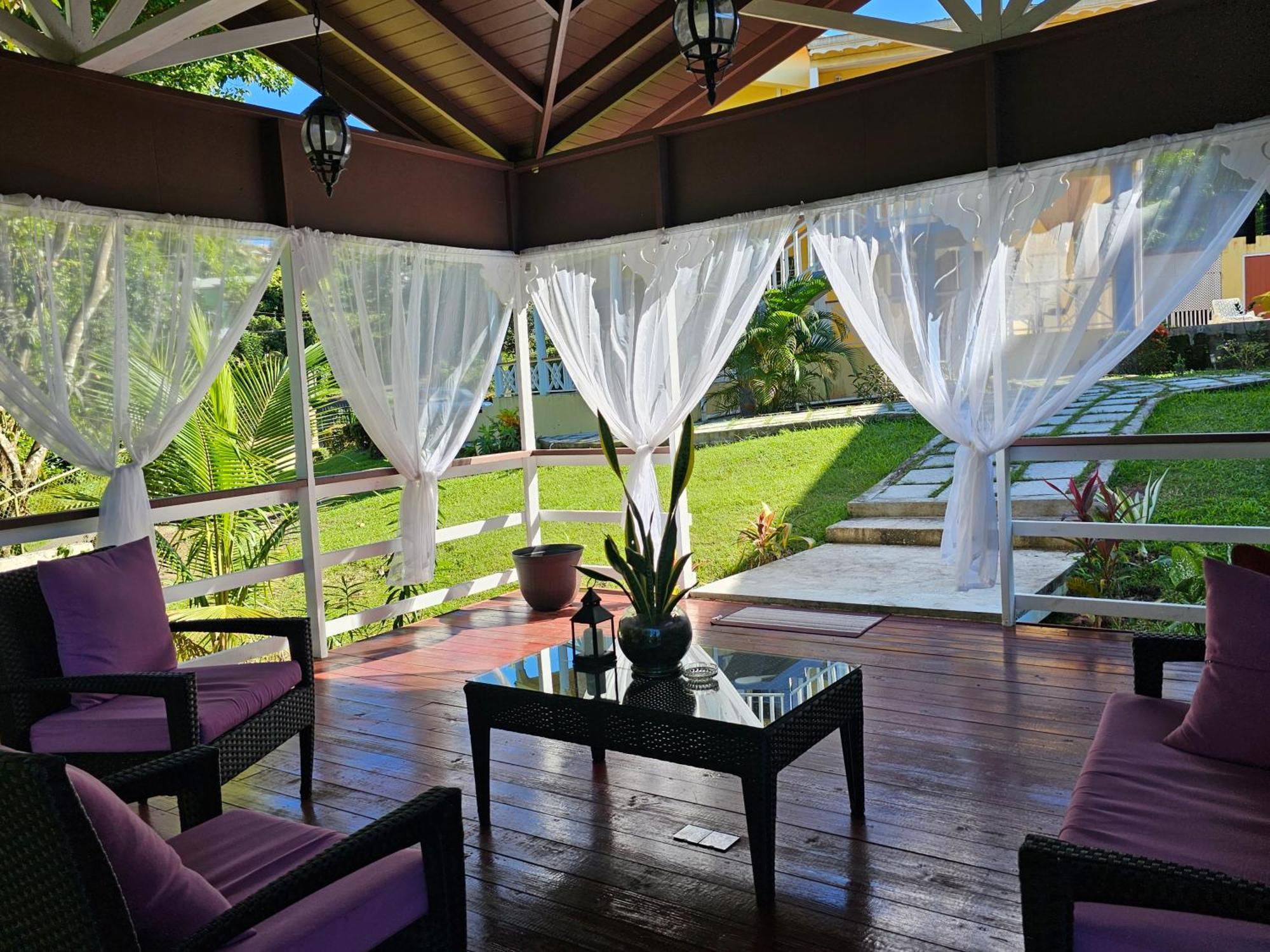 Апартаменты Royal Escape - 2 Anse La Raye Экстерьер фото